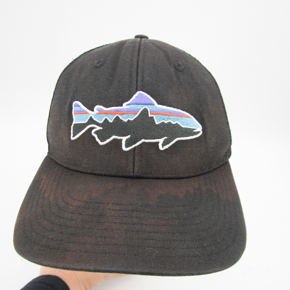 Patagonia Fitz Roy Trout Fish Logo Snapback Mesh Trucker Hat Cap Gray Distressed